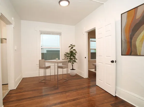 Towne, 1717 12th Ave APT 108, Seattle, WA 98122