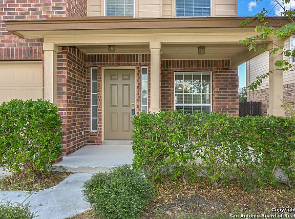 2nd image of 639 Diana Dr