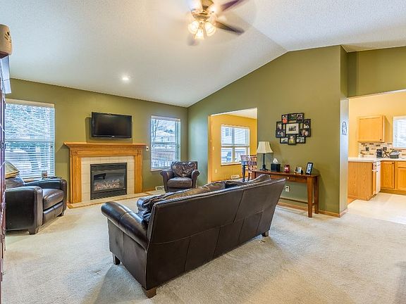 5th image of 822 N 27th Ave
