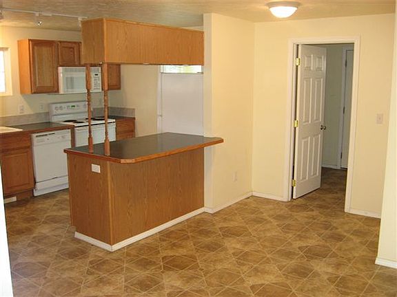 Island kitchen