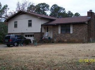 542 Old Post Rd, Russellville, AR 72802