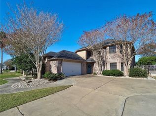 8221 Etienne Dr, Corpus Christi, TX 78414