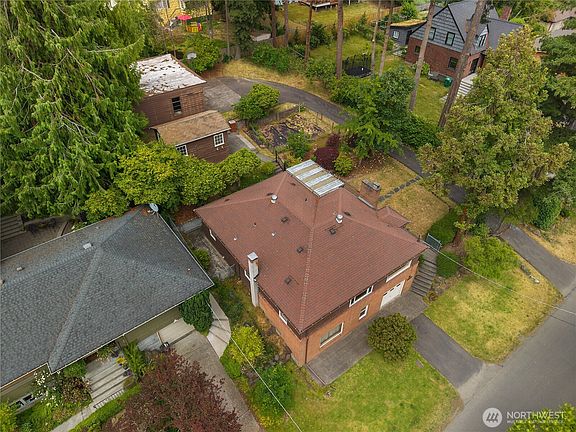 5th image of 10323 48th Avenue NE