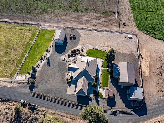 5th image of 8892 NW Campbell Ranch Rd