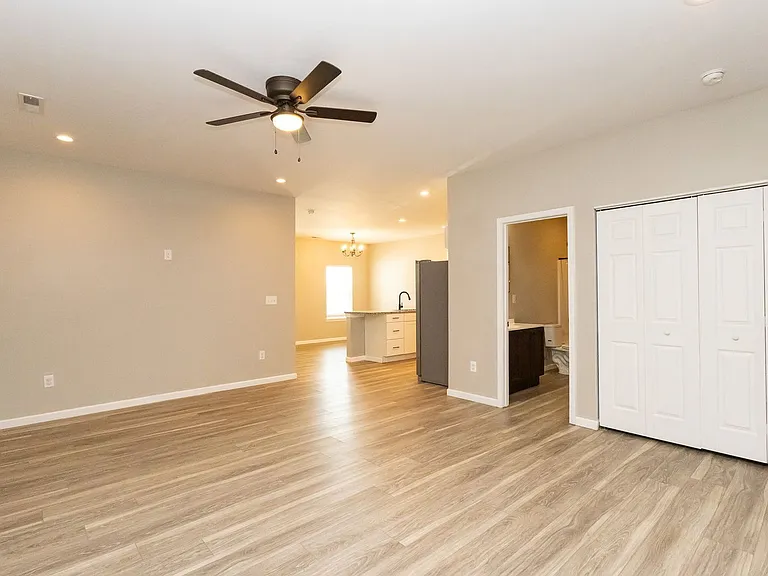 18 Michigan Ln #2 — Photo 9