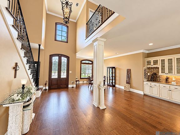 4th image of 7242 Pirie Dr