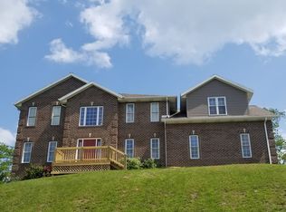 35 Hidden View Dr, Moundsville, WV 26041