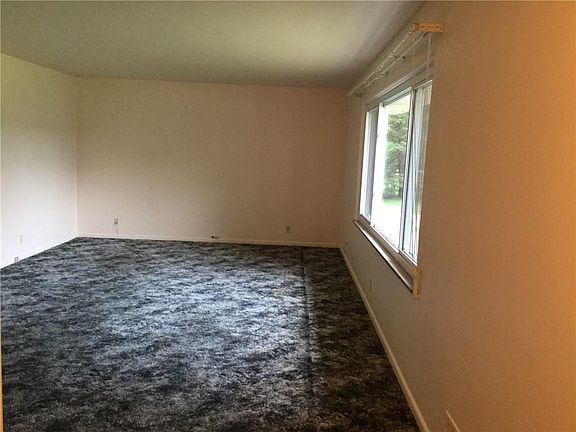 2nd image of 7220 Maplewood Dr