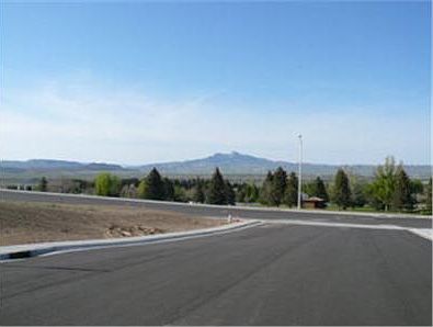1st image of 725 Links View Dr #0