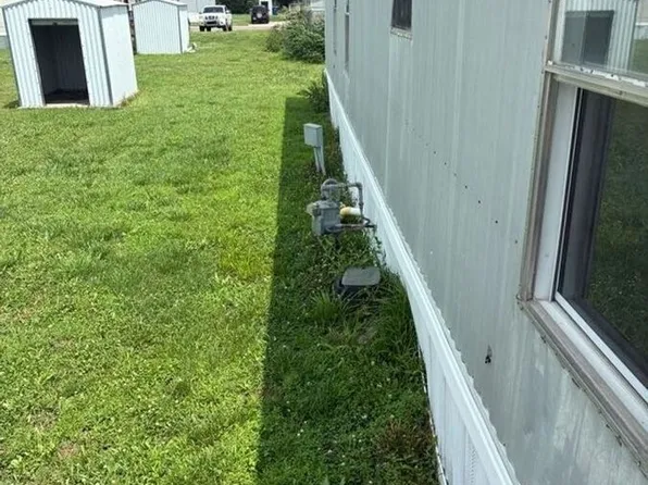 785 E Bever Dr, Towanda, KS 67144