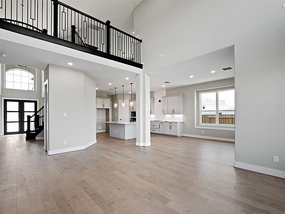 3rd image of 4407 Southpoint Way