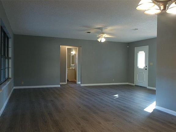 4th image of 3003 Mills Dr