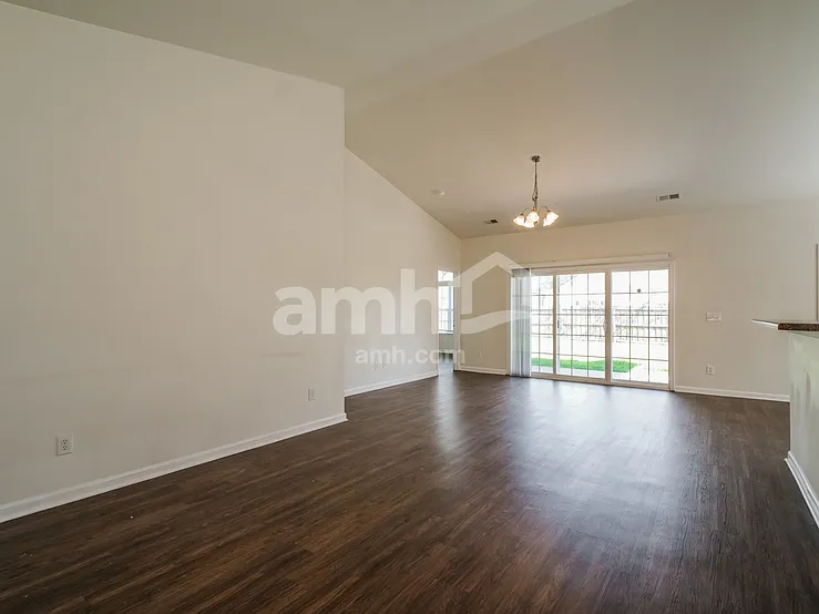 1408 Parkland Way — Photo 8