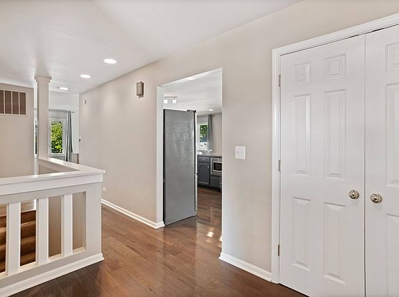 5th image of 3770 N Alder Dr