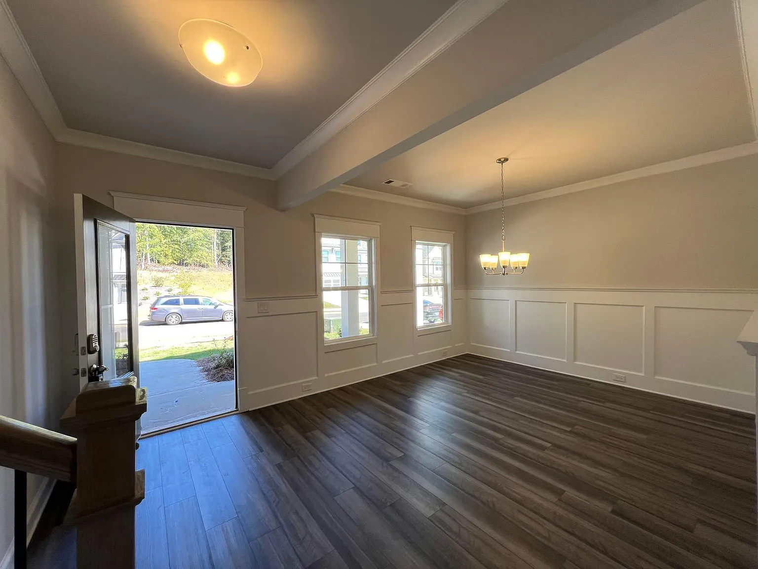 5 bed, 2800 sqft, $2,850 — Photo 4