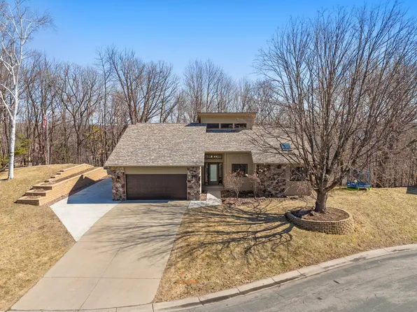 7340 Orchid Ln N, Maple Grove, MN 55311