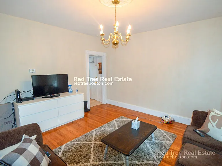 201 Hillside St #1A — Photo 2