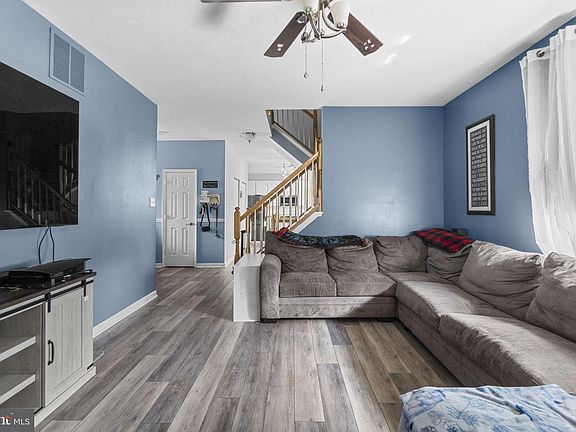 5th image of 4210 Mead Dr