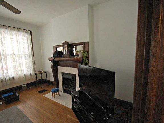 5th image of 417-419 13th Ave
