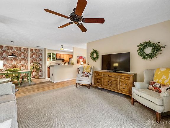 5th image of 6605 Brigham Sq #4
