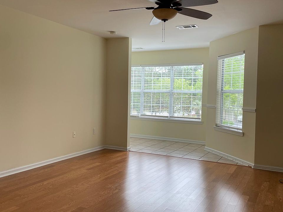 1st image of 188 Midland Pkwy #0