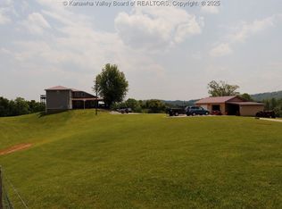 1304 Riffee Rdg, Liberty, WV 25124