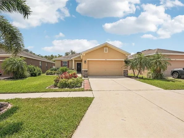 563 19th St NW, Ruskin, FL 33570