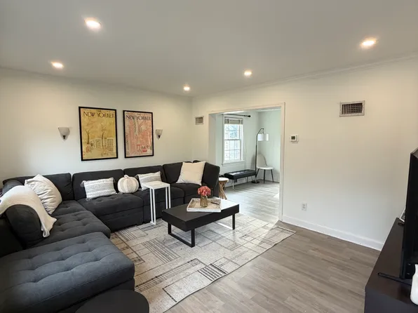 5010 Massachusetts Ave NW, Washington, DC 20016