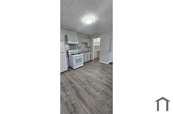 Photo 2 of 36 - 52 Blue Hill Ave #U2-U3 - Roxbury, MA Building Photo - 52 Blue Hill Ave #U2-U3