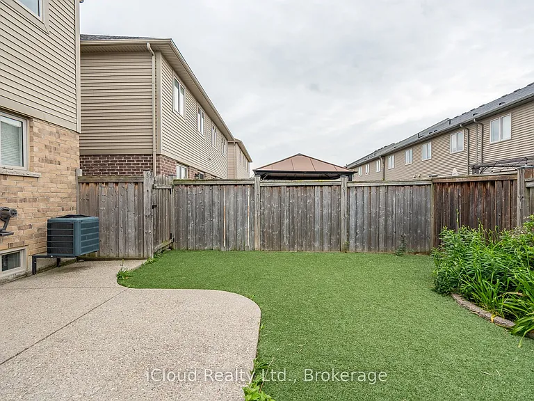 113 Echovalley Dr — Photo 42