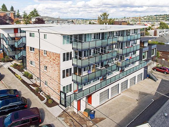 5th image of 1020 5th Ave N APT 22