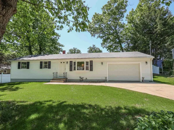 73 Tenby Drive, Nashua, NH 03062