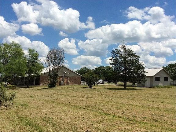2nd image of 1132 County Road 227