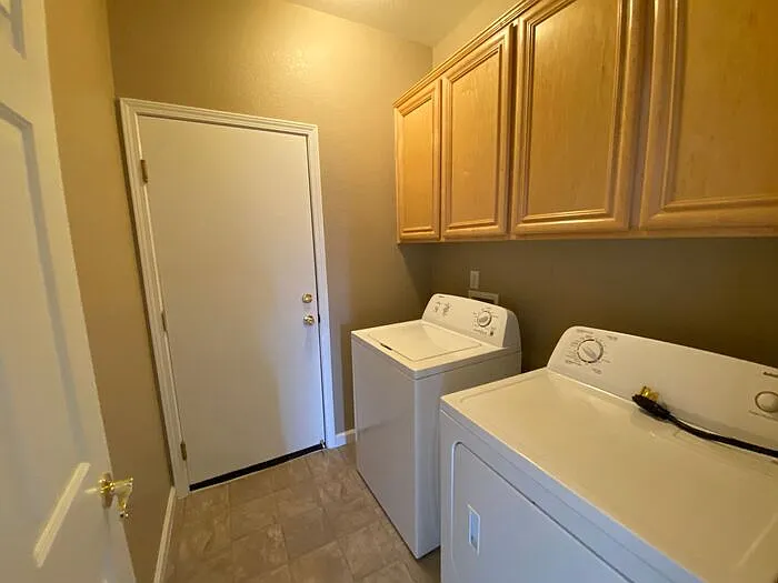 10595 Bliss Ct — Photo 27