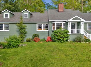 111 NW Greenbrier Dr, Knoxville, TN 37919