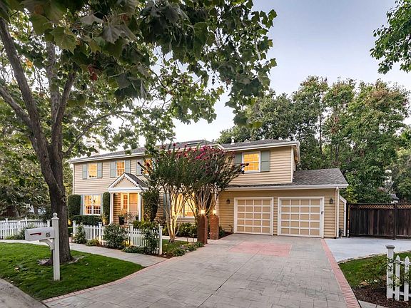 3rd image of 65 Gloria Cir