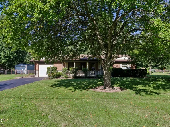 8172 N Poplar Dr, Mooresville, IN 46158