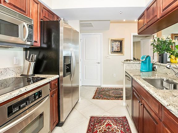 4th image of 347 N New River Dr E APT 2907