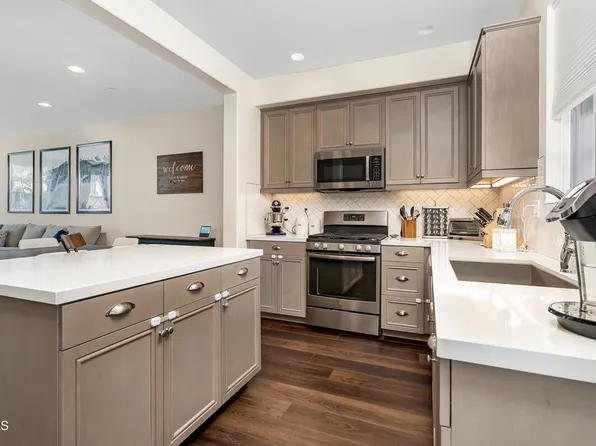 610 Mustang St, Camarillo, CA 93010