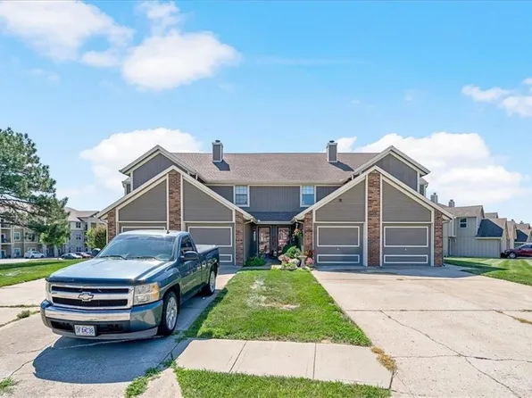 518 NE 6th St APT A, Blue Springs, MO 64014