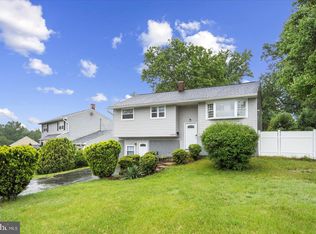 1216 Branch Ln, Glen Burnie, MD 21061