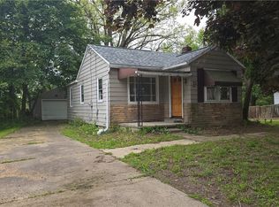 146 Hermann St, Barberton, OH 44203