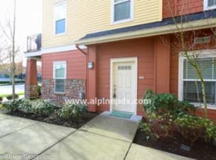 102 NE Canvasback Way #101, Hillsboro, OR 97006
