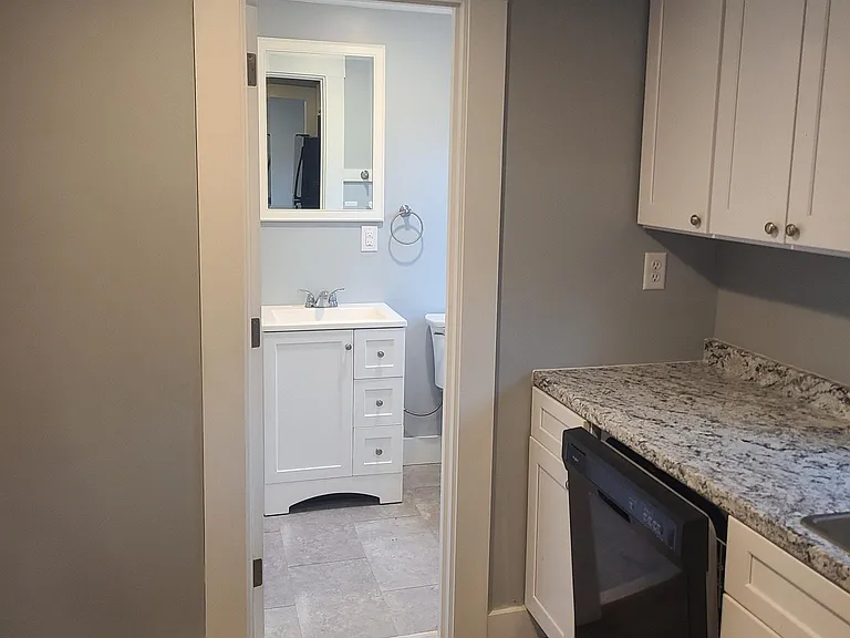 177 Main St #2 — Photo 6