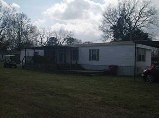 203 Main St, Maud, TX 75567