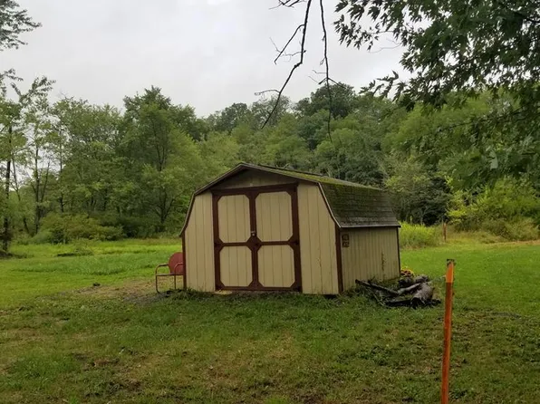 459 Wayne Blvd, Alum Bank, PA 15521