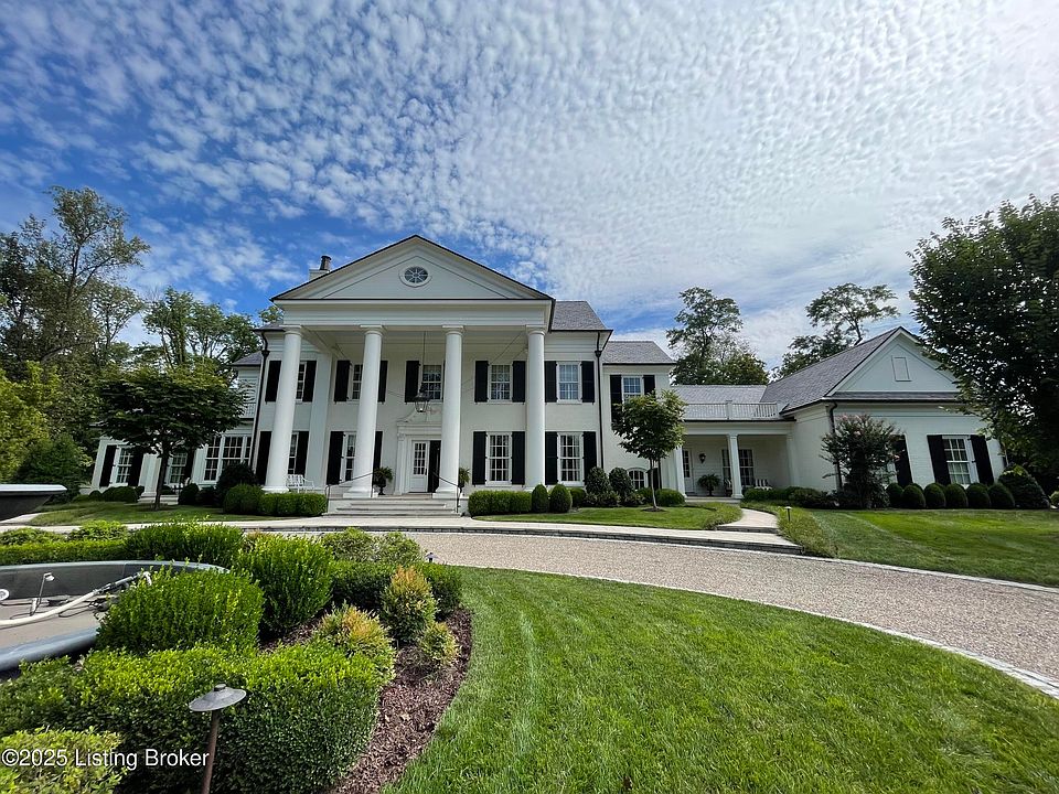 2nd image of 30 Mockingbird Valley Dr