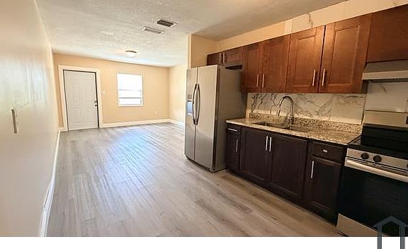 5th image of 510 N 21st St APT A