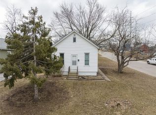 1151 19th Ave SW, Cedar Rapids, IA 52404