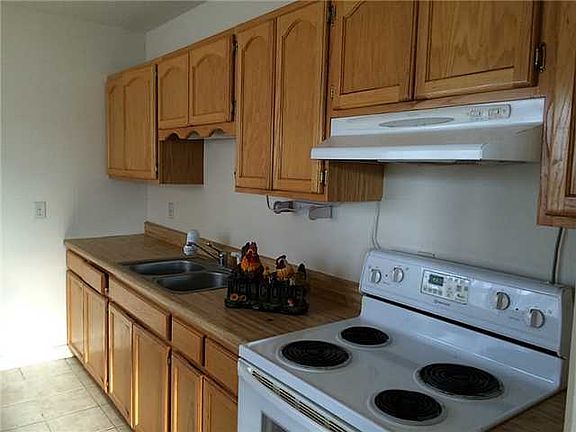 5th image of 1700 Weightman Cir
